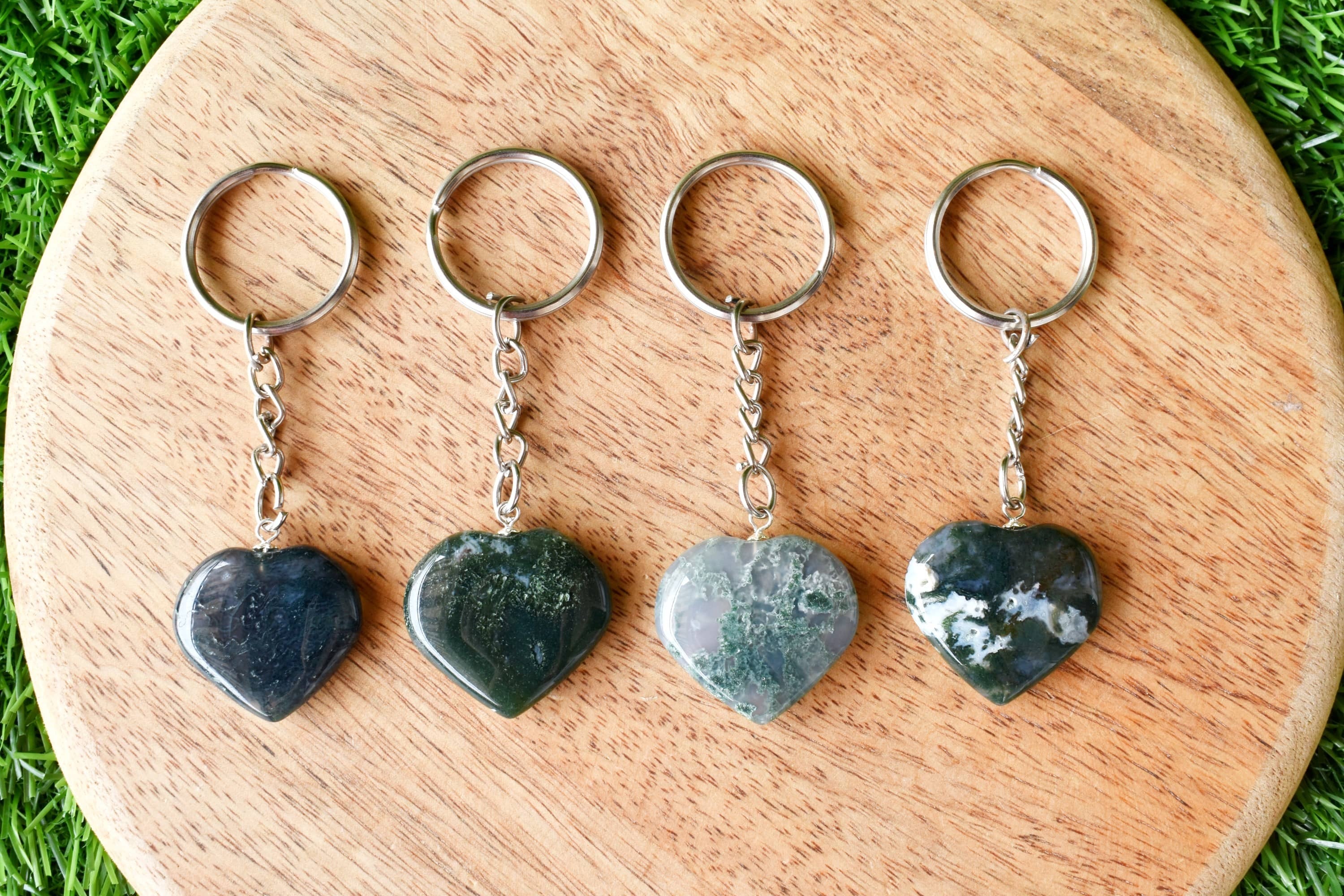 Moss Agate Key Chain - Tumble, Rough Heart Design | Ideal Decoration & Gift For Nature Lovers And Gemstone Enthusiasts, 5.5cm Chain