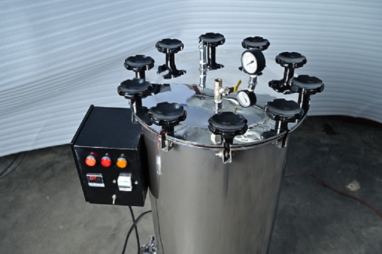 Vertical Autoclave - Application: Sterilization Of Surgical Instruments