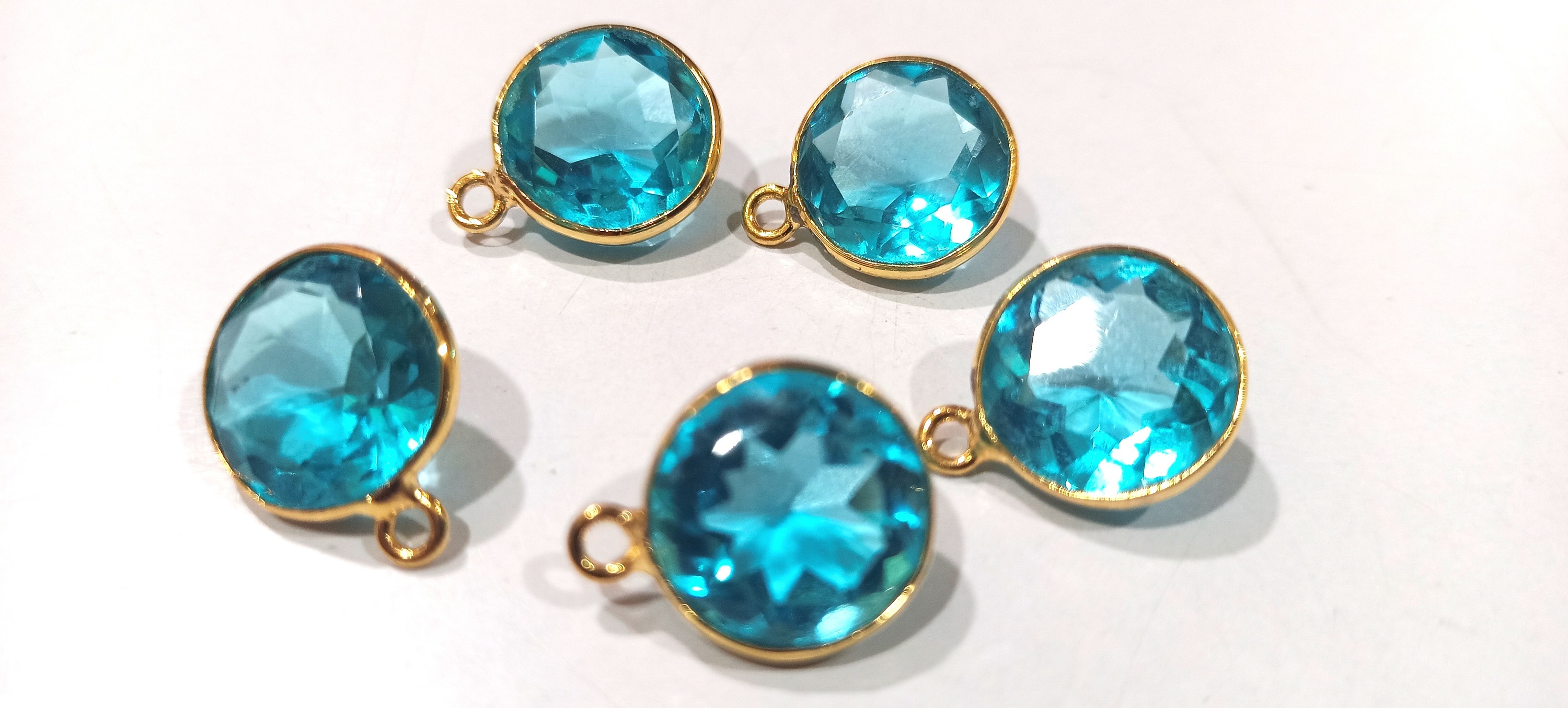 Blue Topaz Star Cut Coin Shape 12mm Gemstone Single Loop Bezel Connecter Charms - Shape: Round