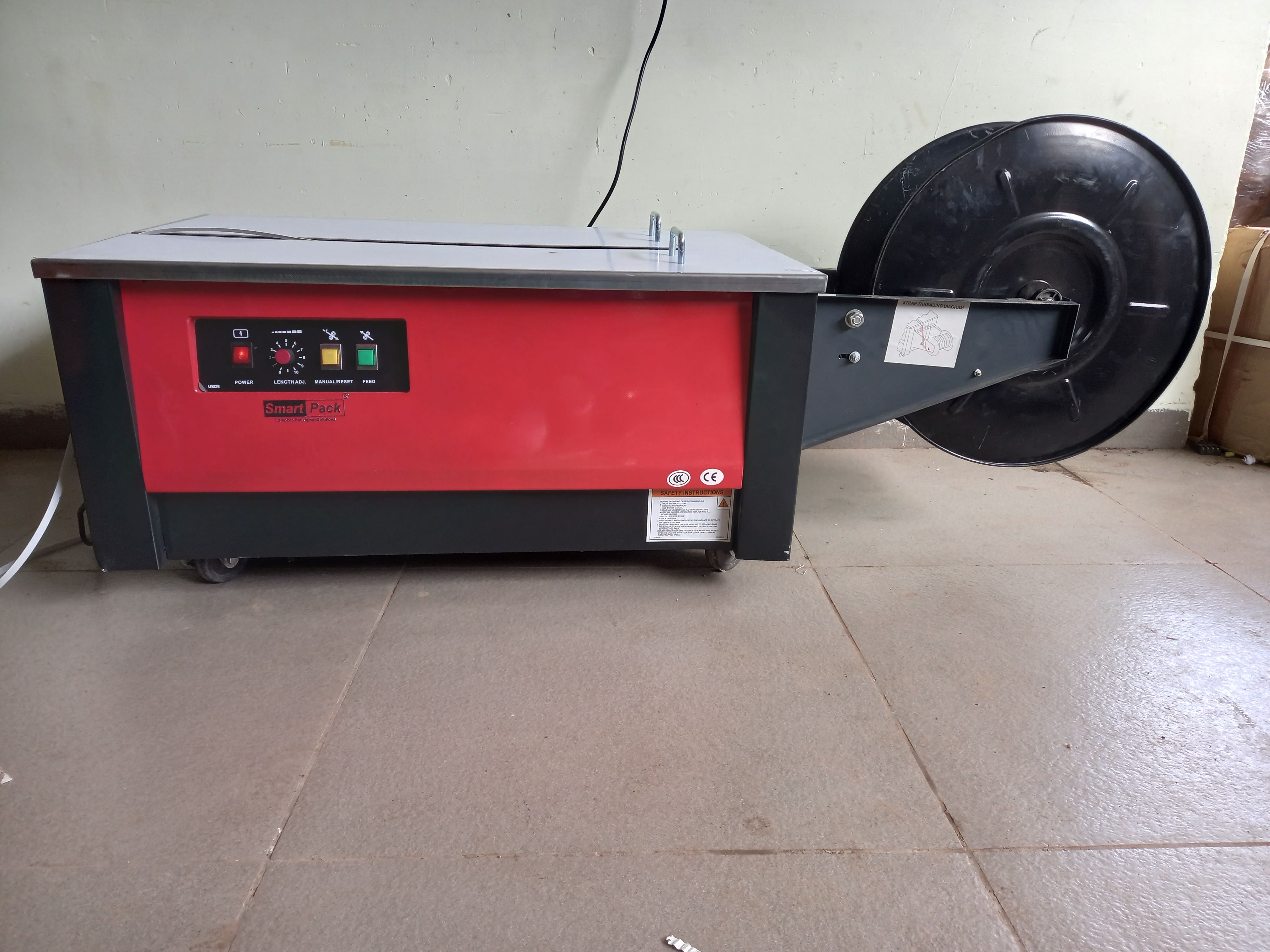 Table Top Strapping Machine - Automatic Grade: Semi-automatic