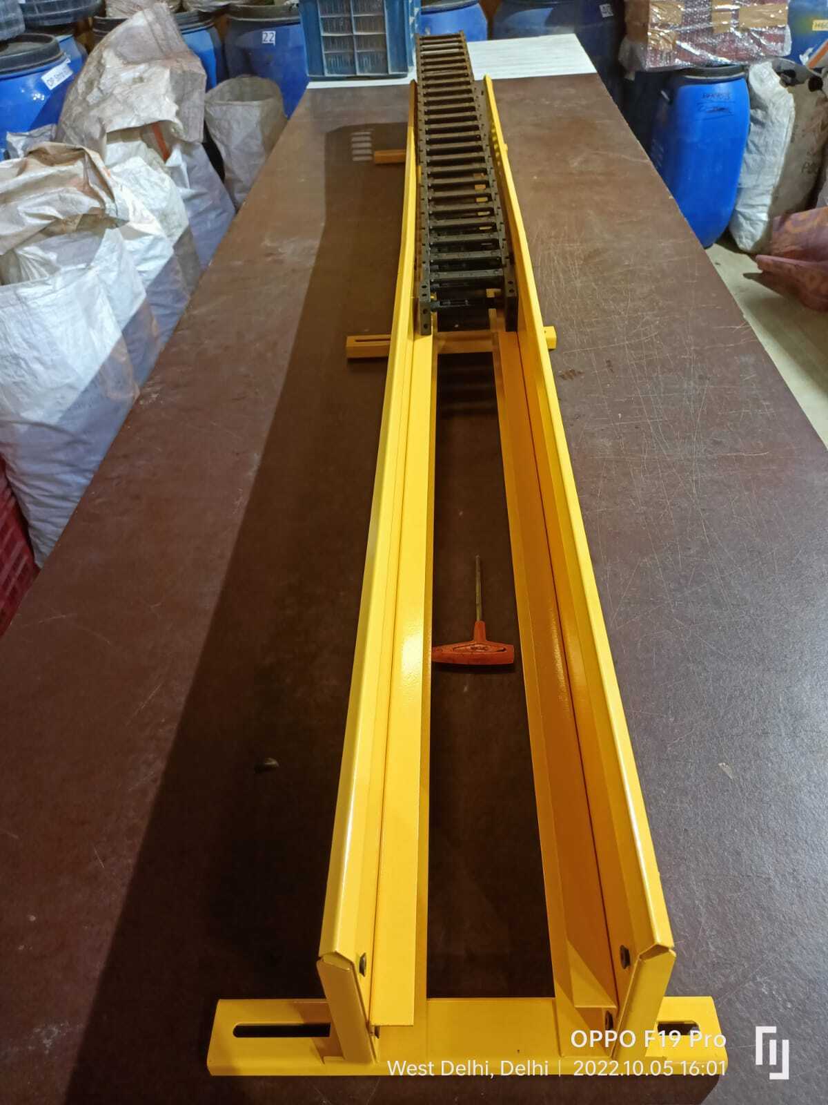 Sheet Metal Track System For Cable Drag Chain 25x35 Mm - Application: Construction