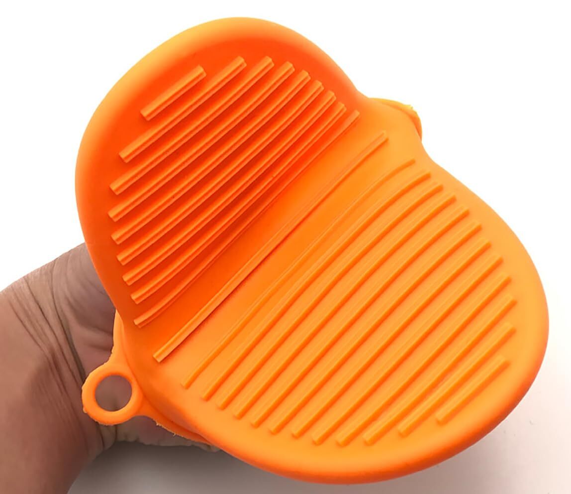 Oven Mitt - Silicone, 7x5 Cm, Orange | Heat Resistant, Safe Grip For Hot Cookware, Easy Slip-on Design, Convenient Hanging Options