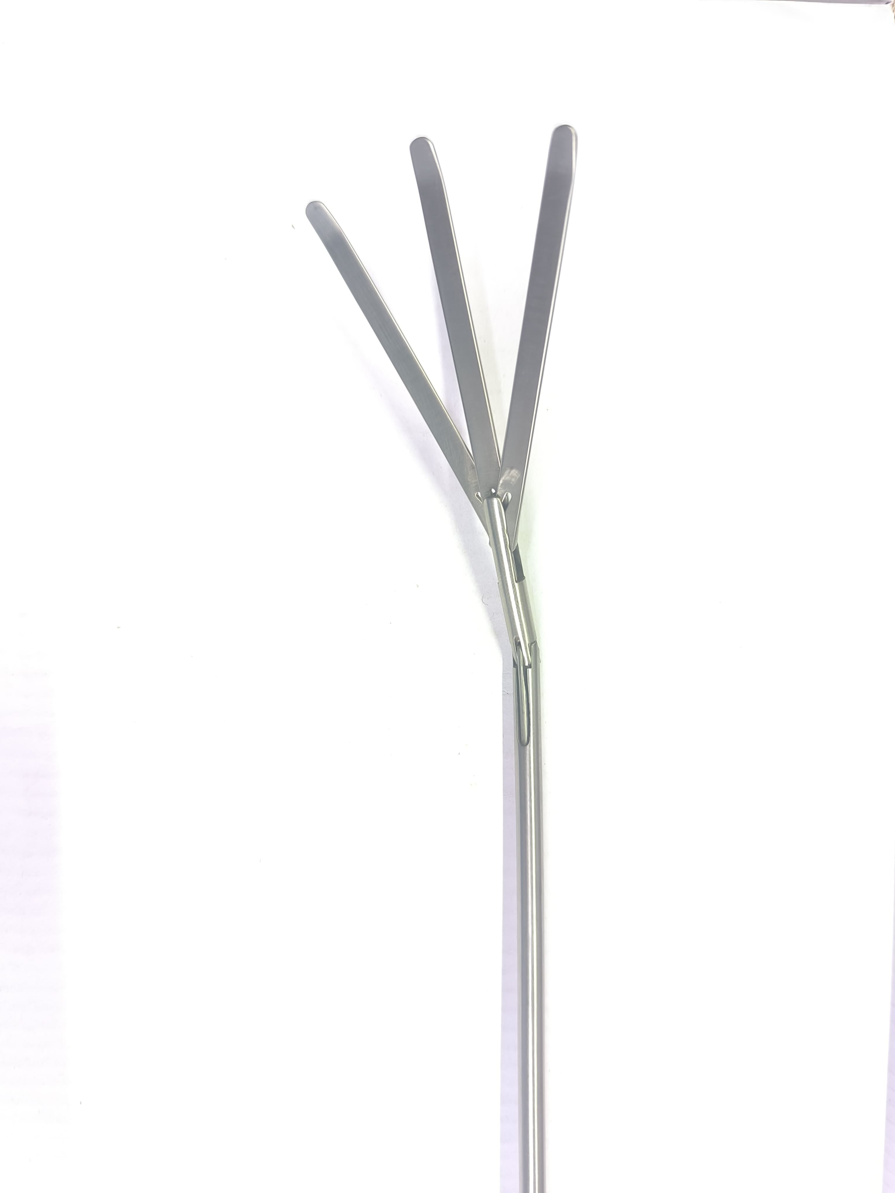 Fan Retractor With Elevation 3 Blade - Material: Stainless Steel