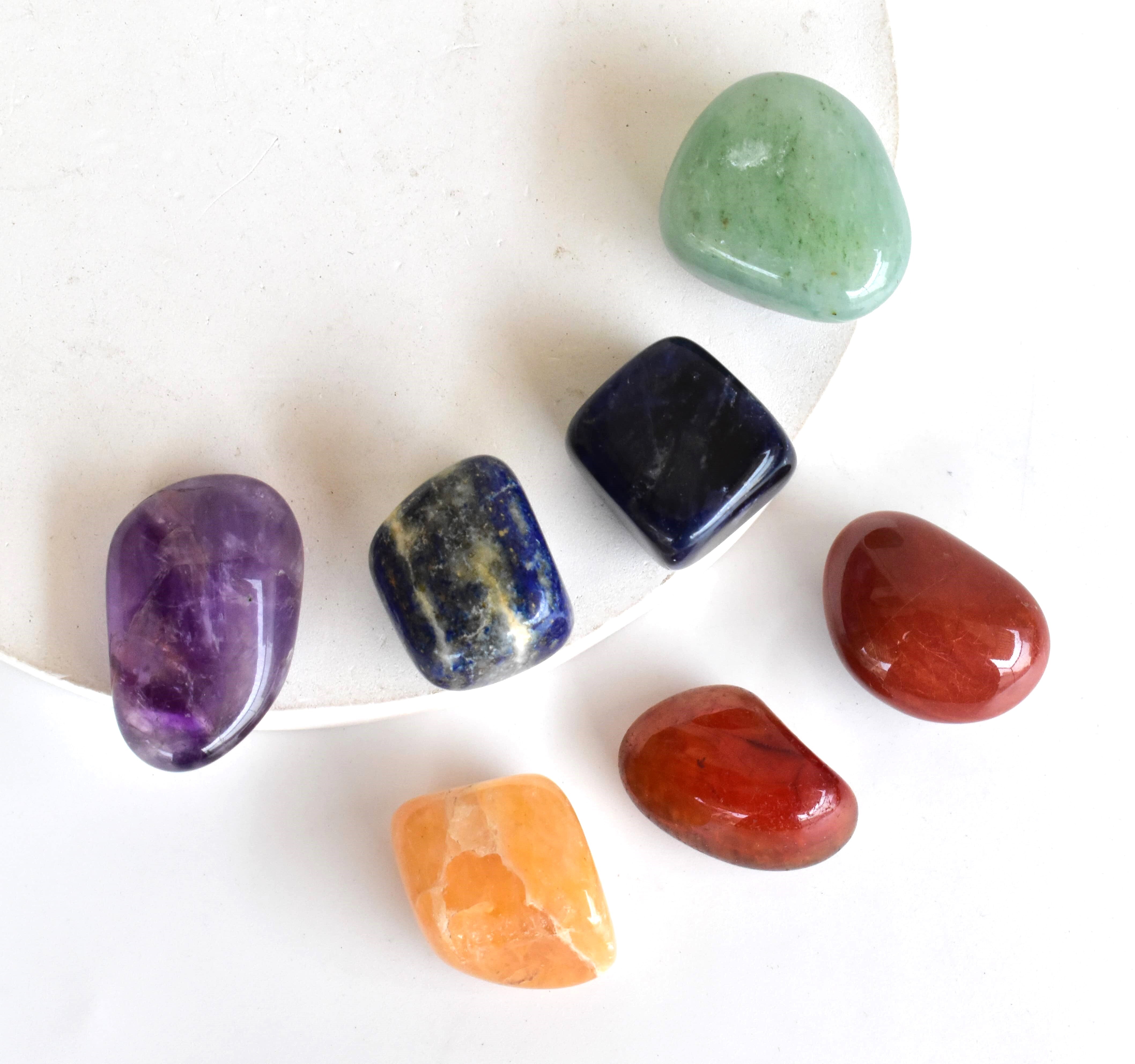 7 Chakra Tumbled Stones Set, 7 Chakras Crystal Gift Set - Color: Multicolour
