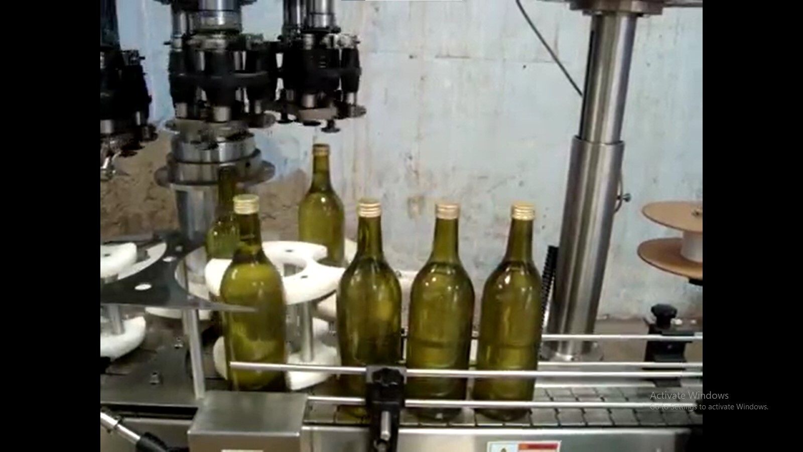 Ropp Cap Sealing Machine - Electric Driven, 220 Volt | New Silver Design For Industrial Use