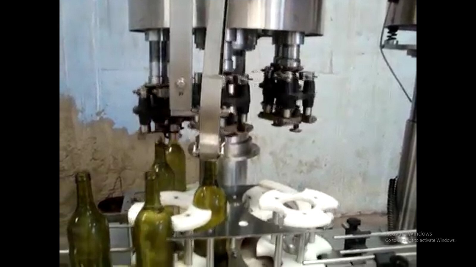 Ropp Cap Sealing Machine - Electric Driven, 220 Volt | New Silver Design For Industrial Use