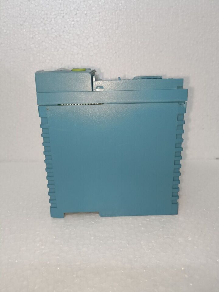 Eurodherm Drive 650003230f00dispuk00 1phase 200-240 2.2a And 6511ttl00