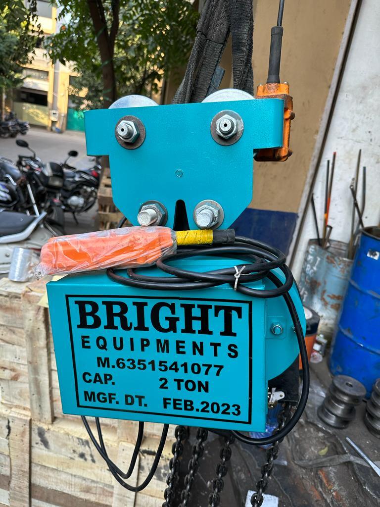 Electric Chain Hoist - 2 Ton Capacity, 12 Meter Lift Height, Blue Color | Wilson Motor, Emc Disc Brake, With Trolley, 3 Phase Electric Power, 415 Volt