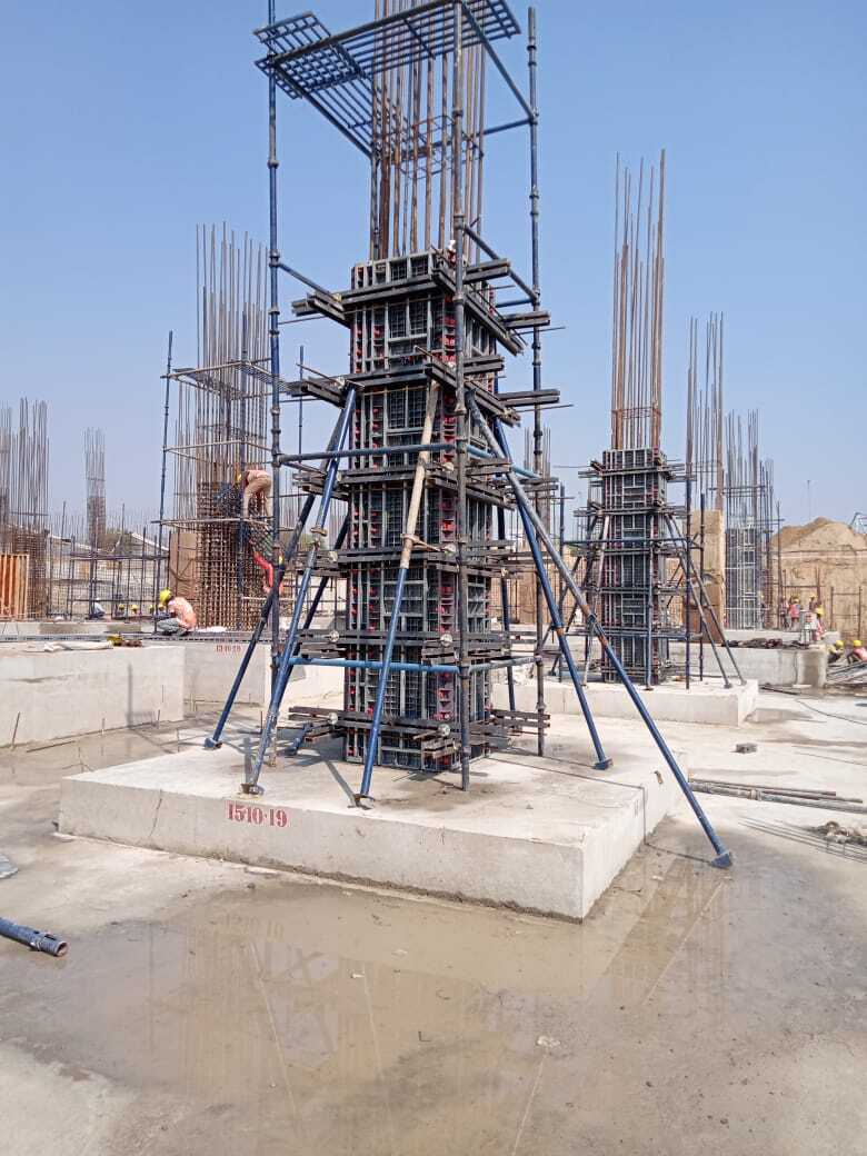 Concrete Column Formwork - Assembly: Quick-lock Pins