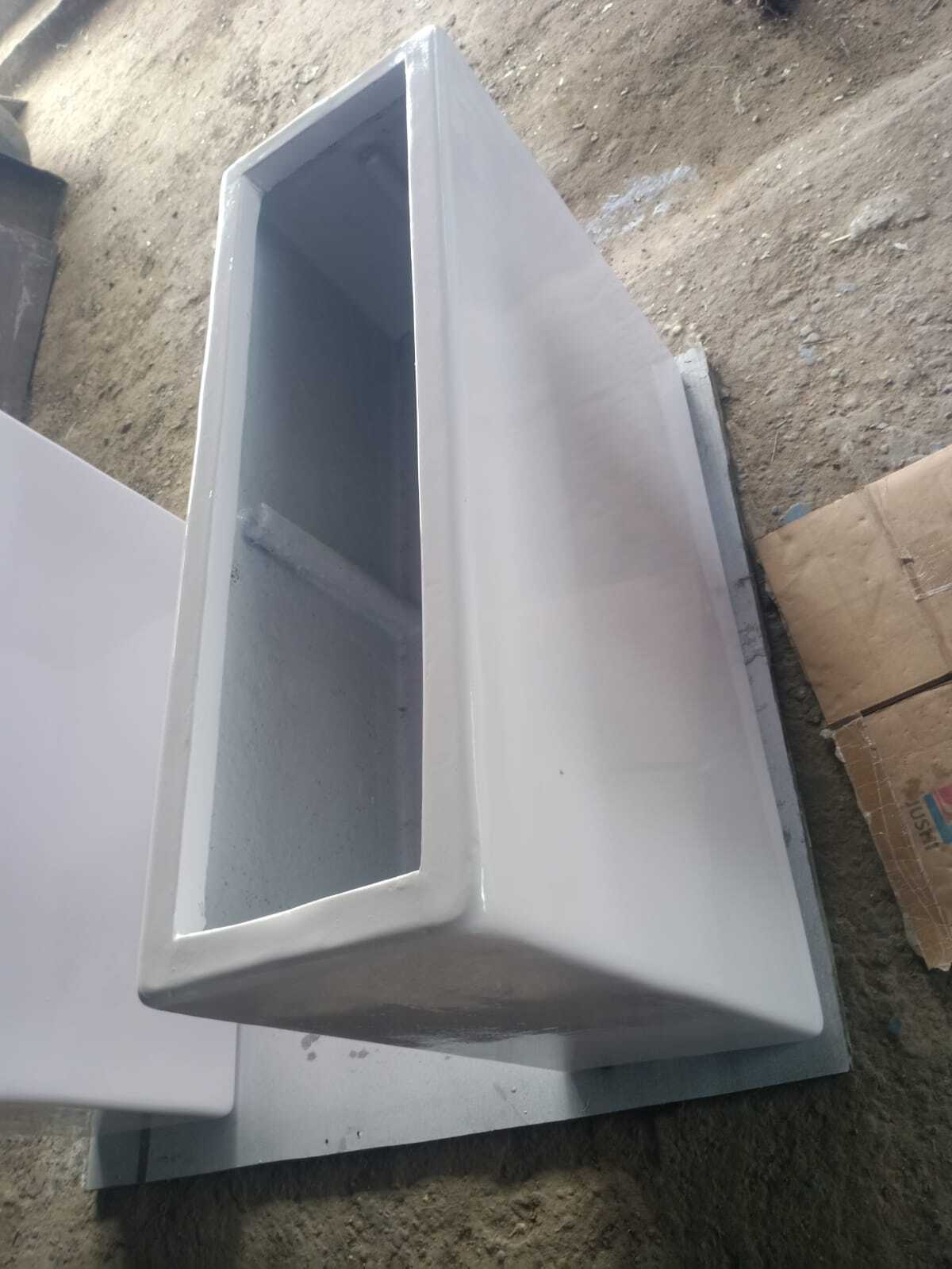 Indoor Frp Planter - High-quality Frp, Custom Dimensions, Various Colors | Lightweight, Moisture And Uv Resistant, Low-maintenance Design