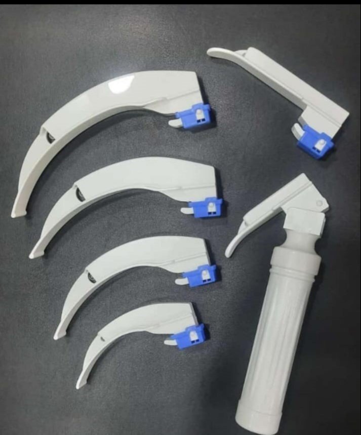 Conventional Straight Blade With Curved Tip Mri Compatible Laryngoscope - Stainless Steel, Anatomical Design For Direct Visualization | 10 Blade Types For Otolaryngology And Anaesthesia Use