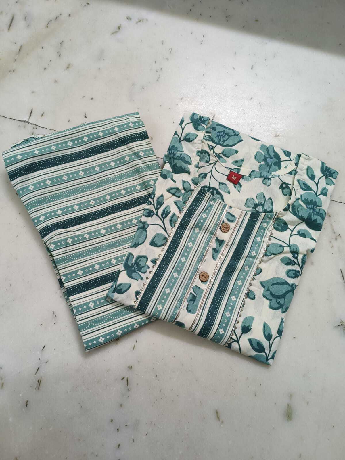 Kurti Pent - Bust Size: Medium