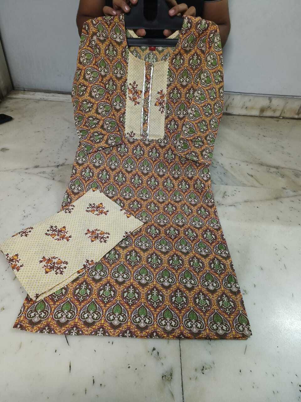 Ladies Kurti Pent - Bust Size: Free Size