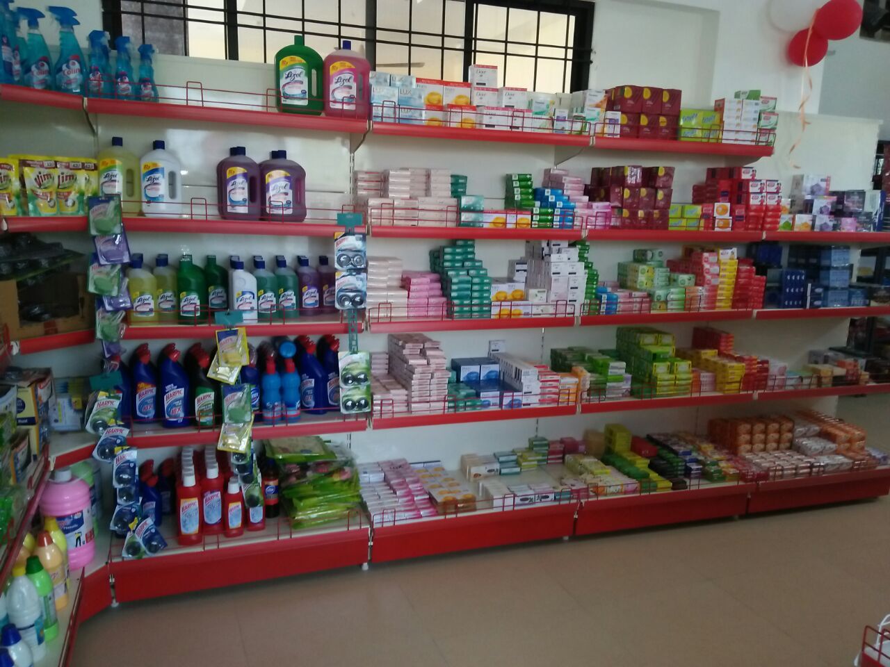 Retail Display Racks Capacity: 80kg Kg/hr