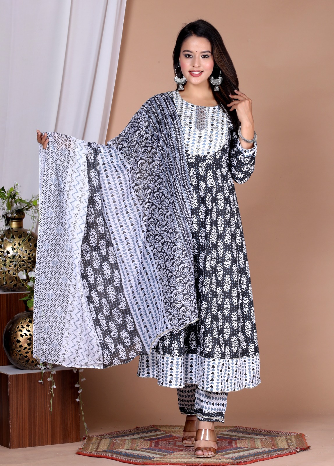 Anarkali Kurti - Cotton Fabric, Sizes M/38, L/40, Xl/42, Xxl/44 | White, Jaipuri Print, 3/4 Sleeve, Dupatta Included, Tabla Work