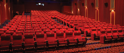 आरामदायक थियेटर कुर्सियां
