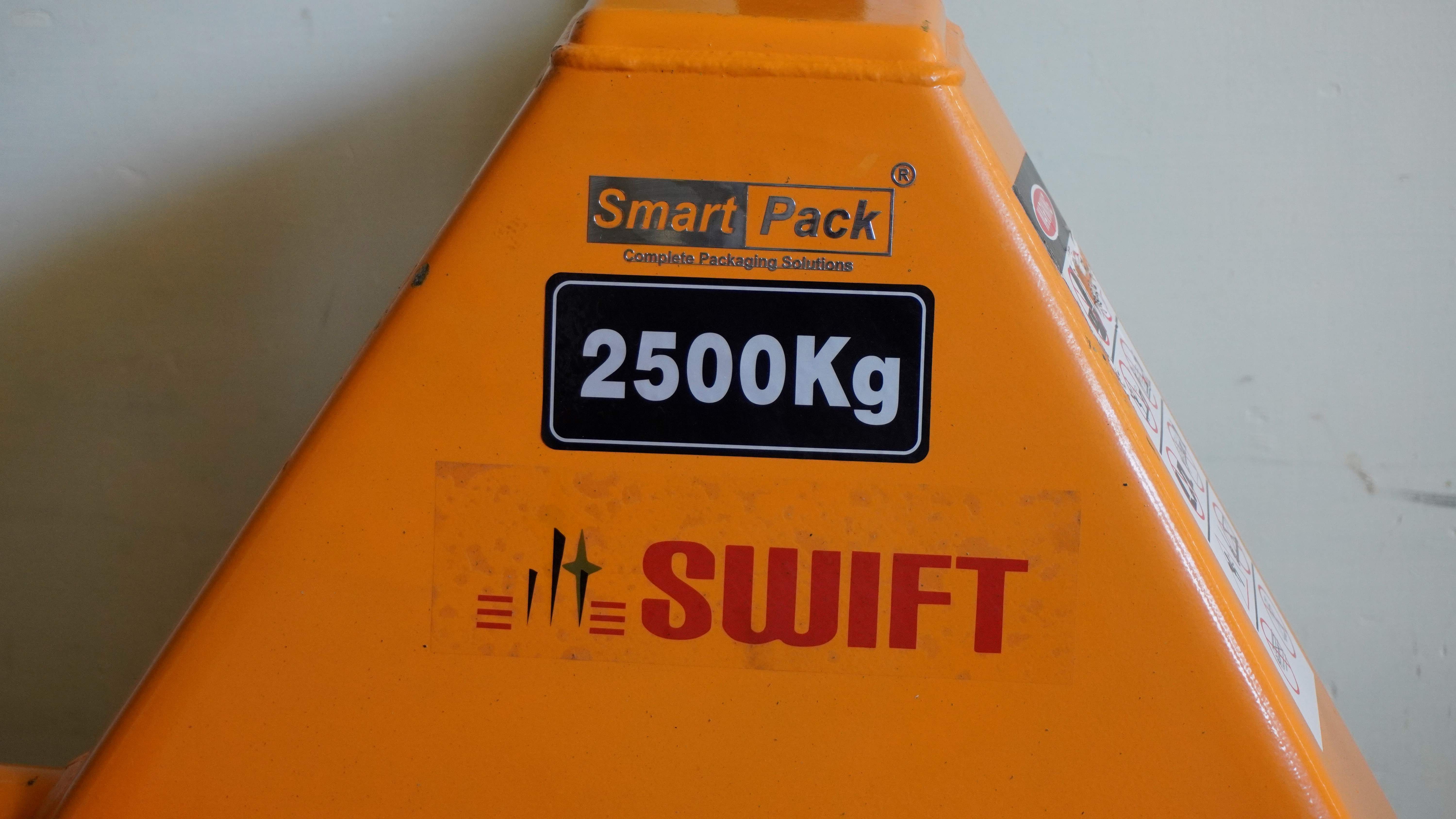 Hand Hydraulic Reel Pallet Truck - Attributes: Easy To Operate