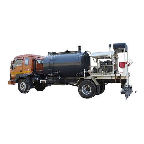 Truck Mounted Bitumen Pressure Distributor - Automatic Grade: Semi-Automatic