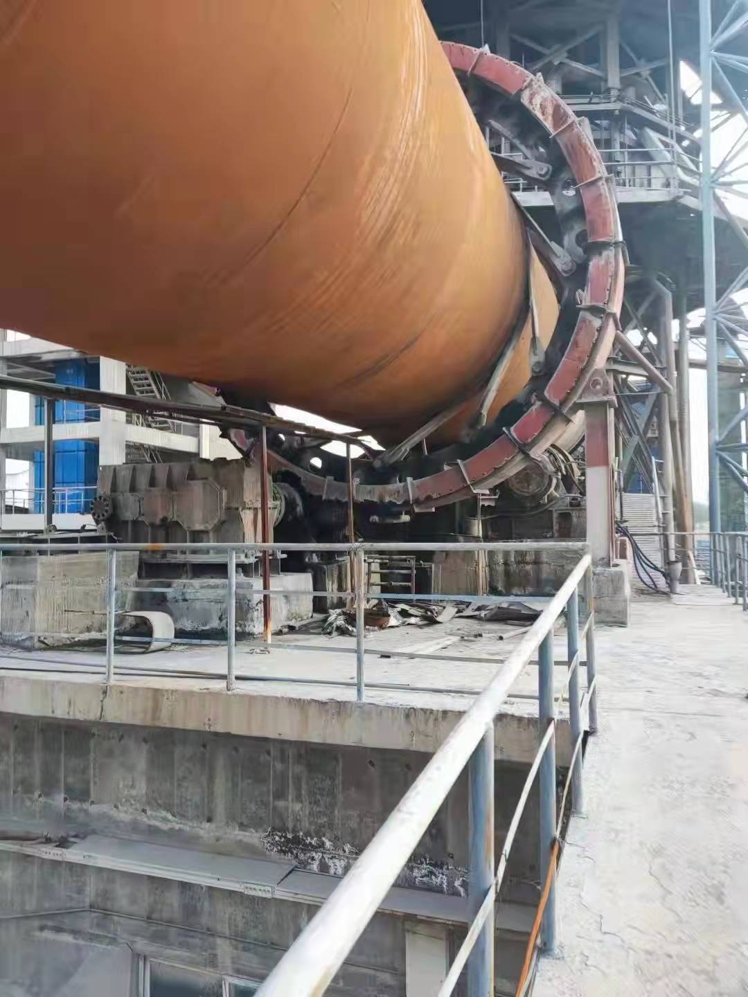 Used 3.2*50 Rotary Cement Kiln - Application: Industrial