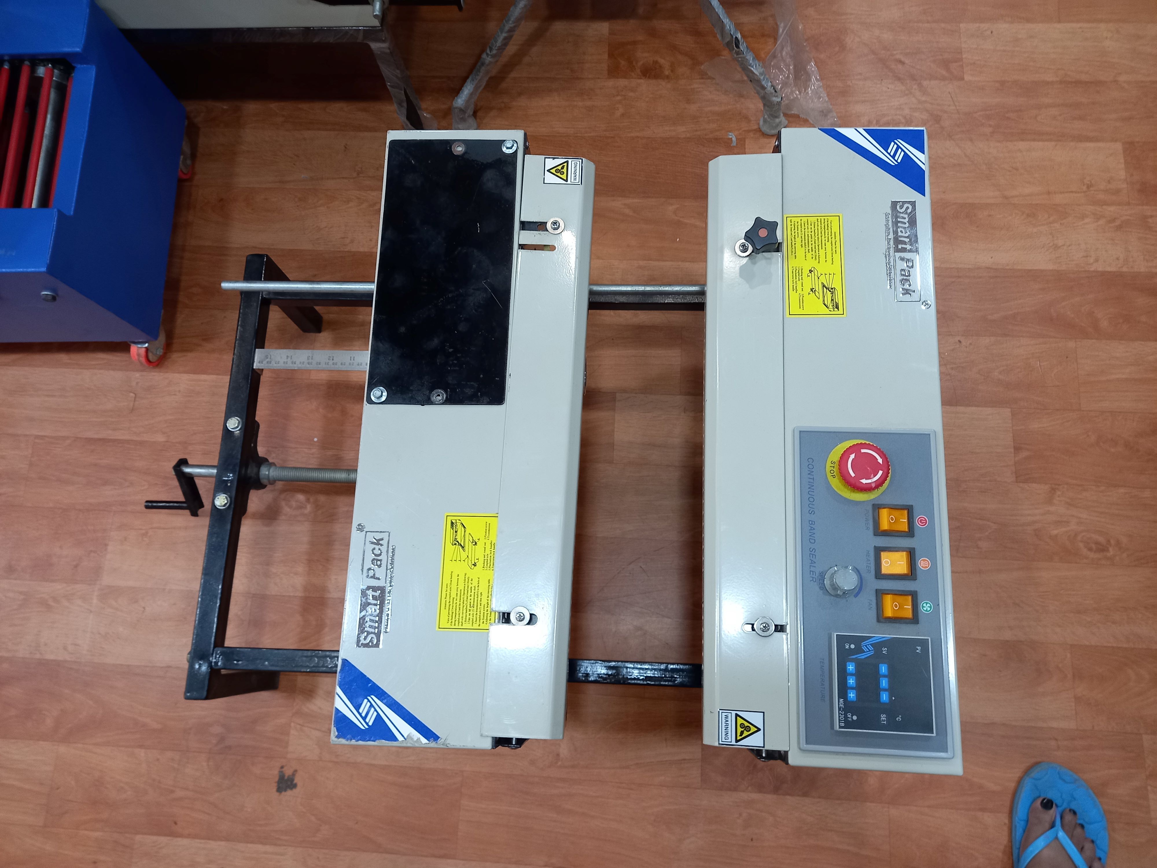 Double Side Band Sealing Machine - Application: N/a