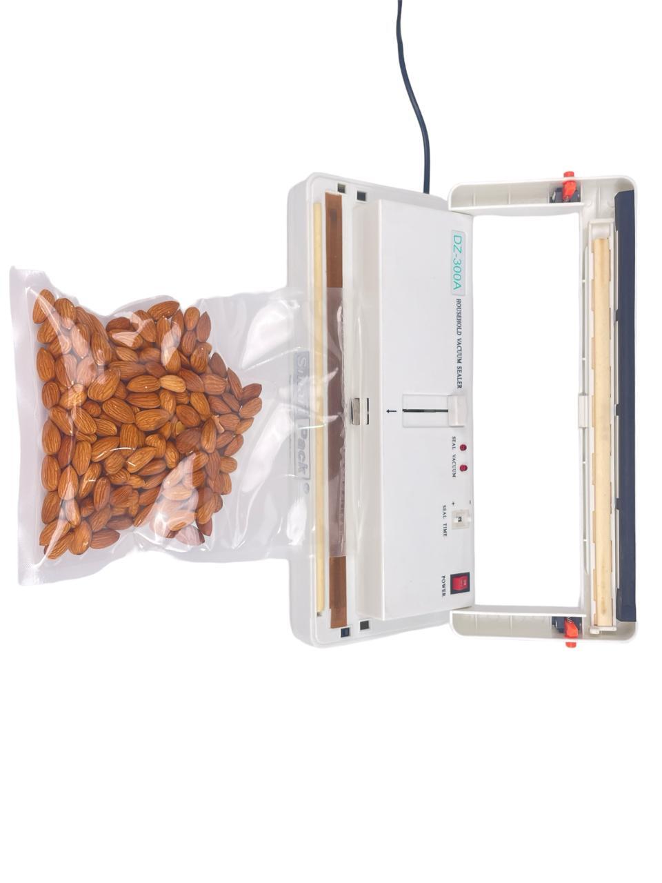 Manual Vacuum Packing Machine - Capacity: 3 Kg/hr