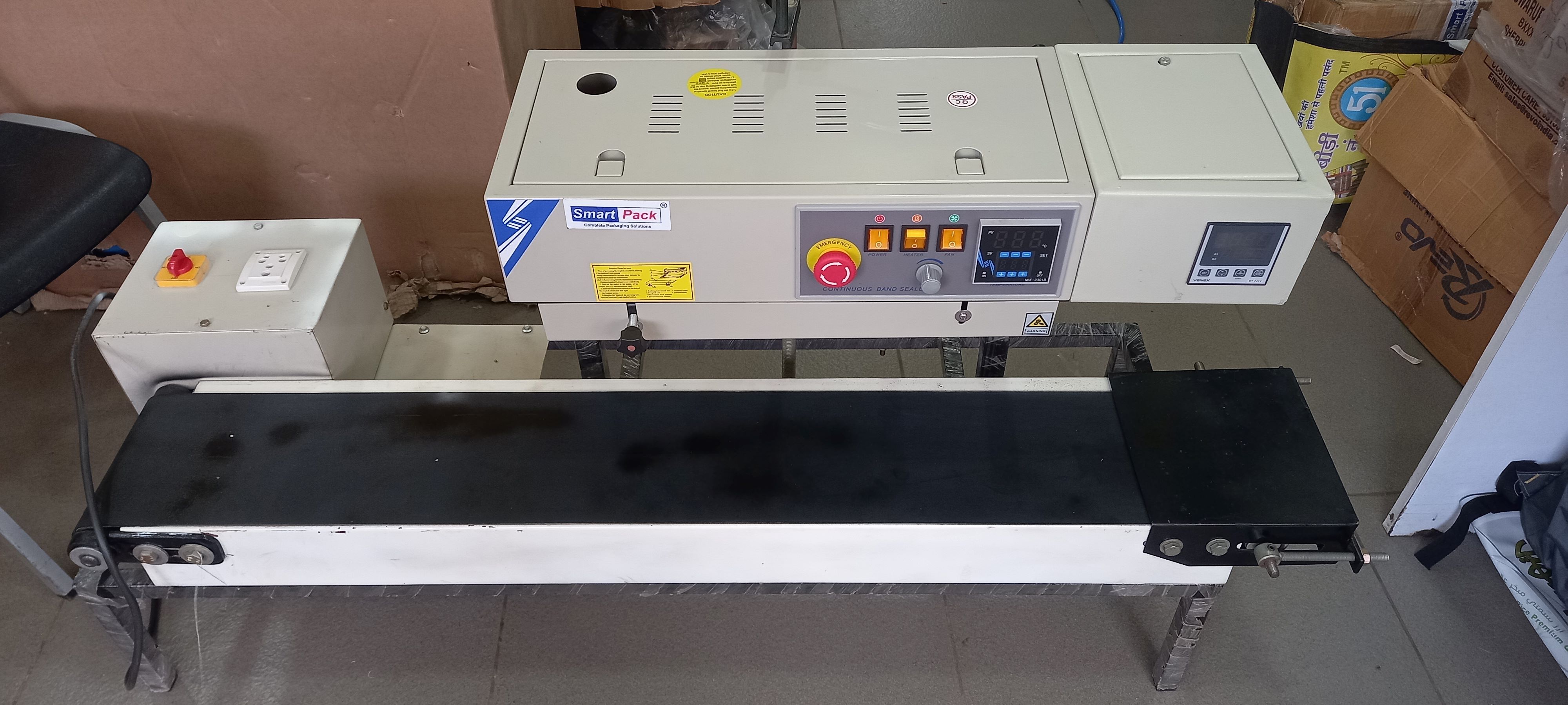 Vertical Band Sealer - Silver Powder Coated Ms Body, 800x380x550mm Dimensions, Nitrogen Flushing Attachment, Sealing Length 8-10mm, Electric Driven, Up To 2kg Capacity