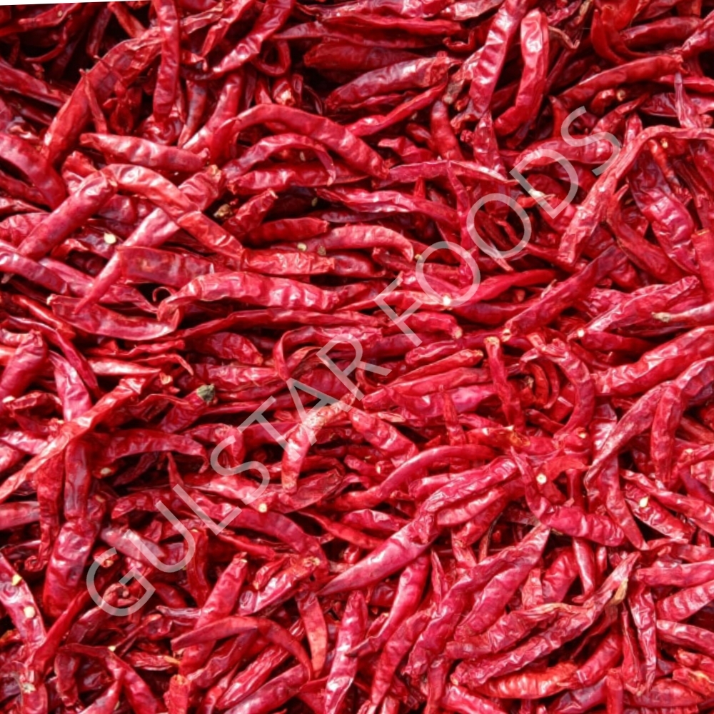 Kuti Mirch - Coarsely Ground Red Chili Powder, Bright Red Color, Mildly Pungent Taste, Versatile For Chutneys And Curries, Shelf Life Of 10 Months