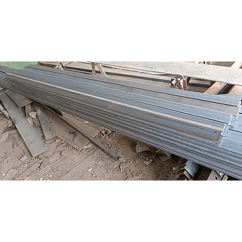 Steel Flat Bar - Mild Steel, Polished Silver Surface | Aisi Standard, Multigrade Versatility
