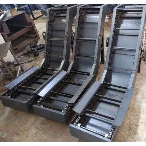 Scraper Conveyor - Color: Black