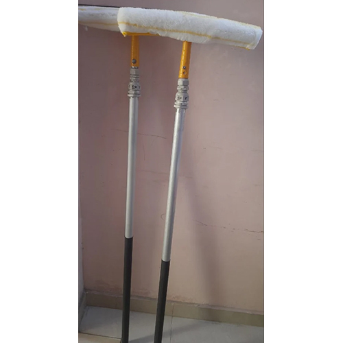 Solar Cleaning Wiper With Metalic Pole - Color: Silver