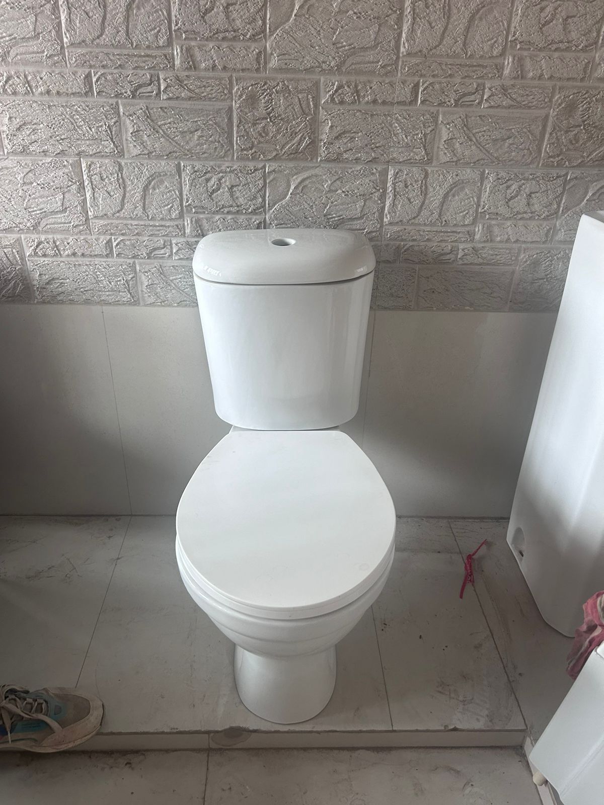 Italian Water Closet Set