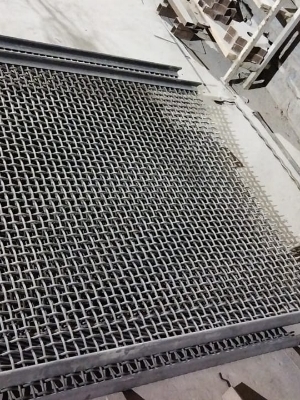 Vibrating screen