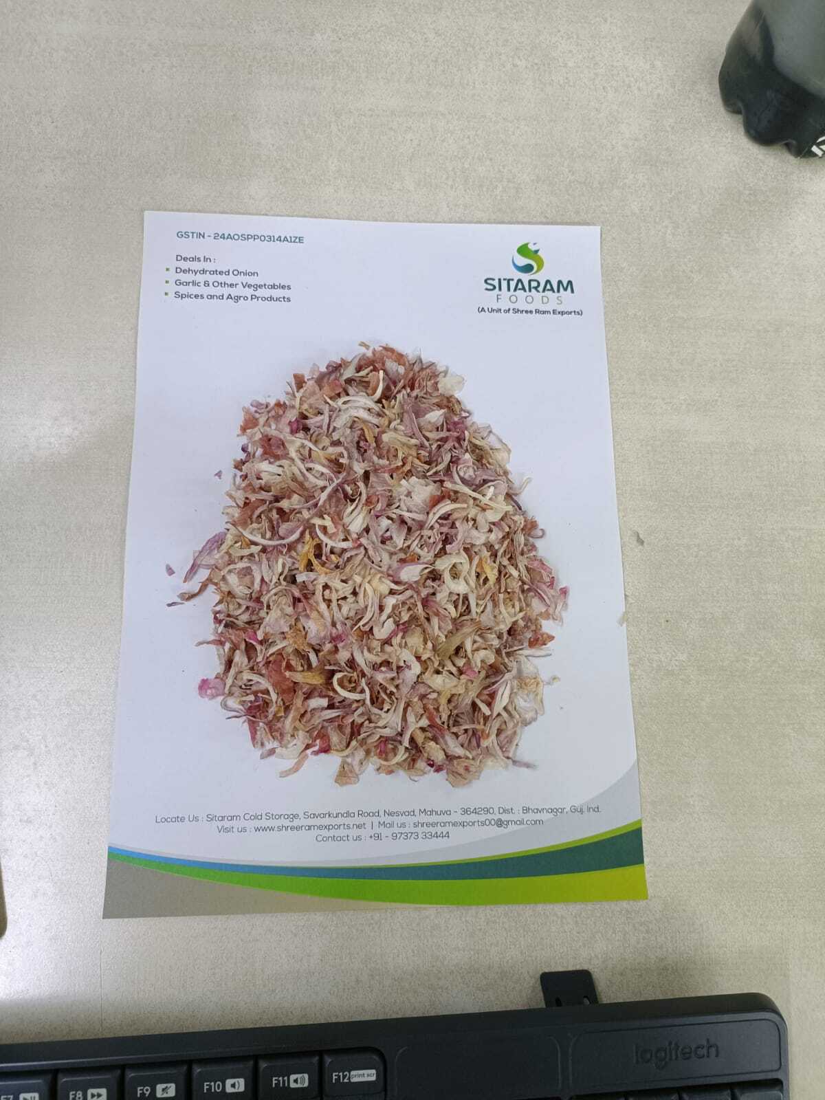 Dried Pink Onion Kibble - Dehydrated, Flaky Texture, Perfect For Soups, Salads, Meats, Vegetables, Dips, Dressings, Rubs, And Marinades