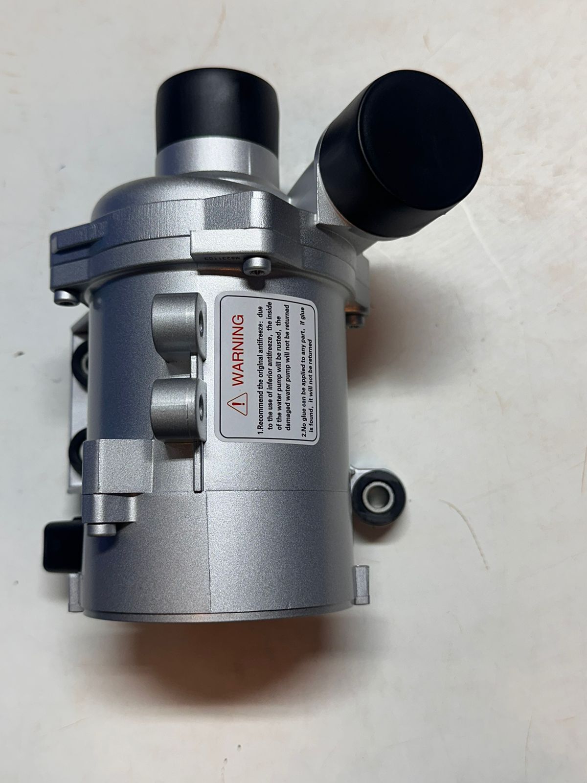 Water Pump Bmw For E90 And E60 Or E66 - Color: Silver