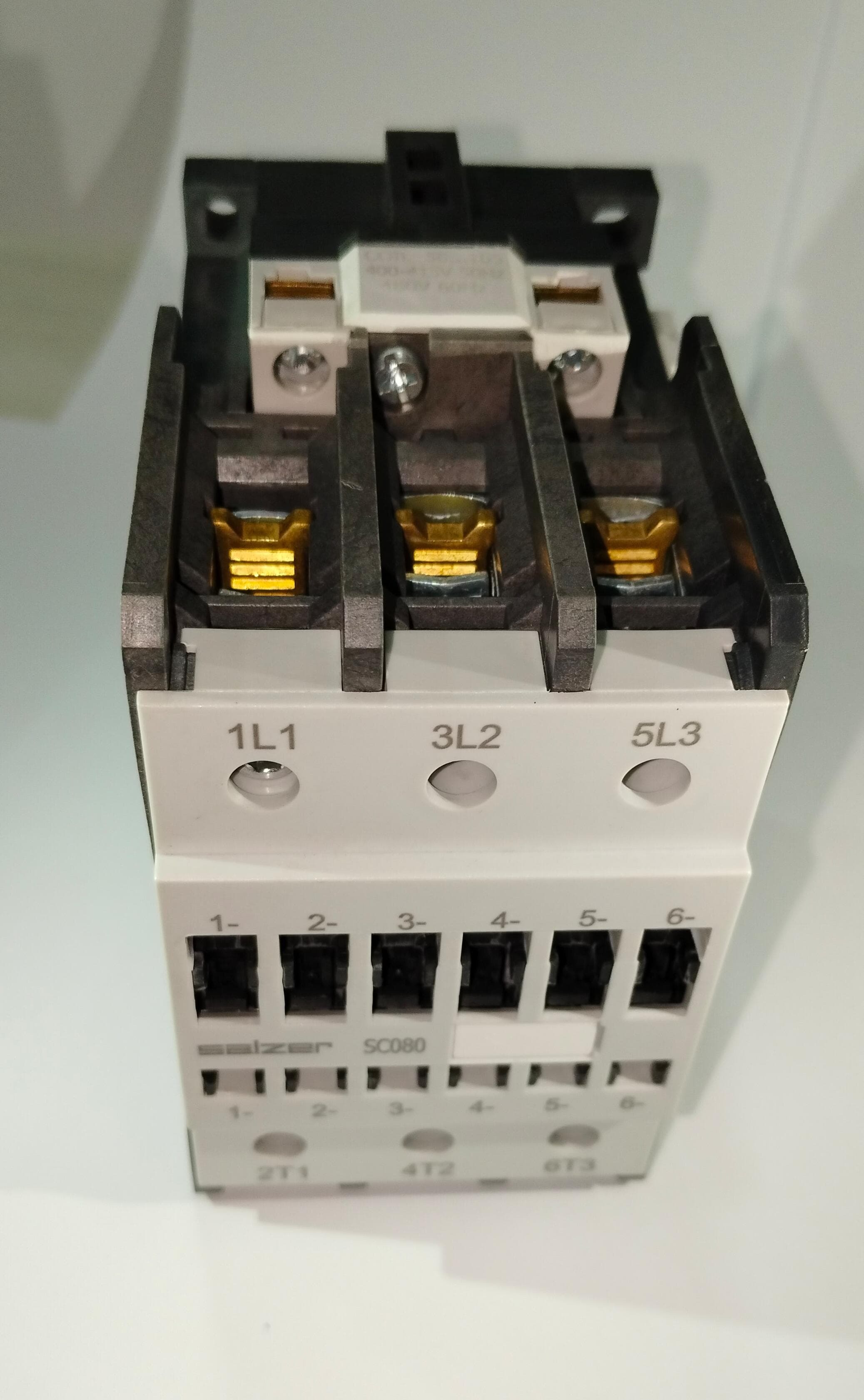 Contactor 105a Ac 3pole Sc105p3011a415bl - Salzer