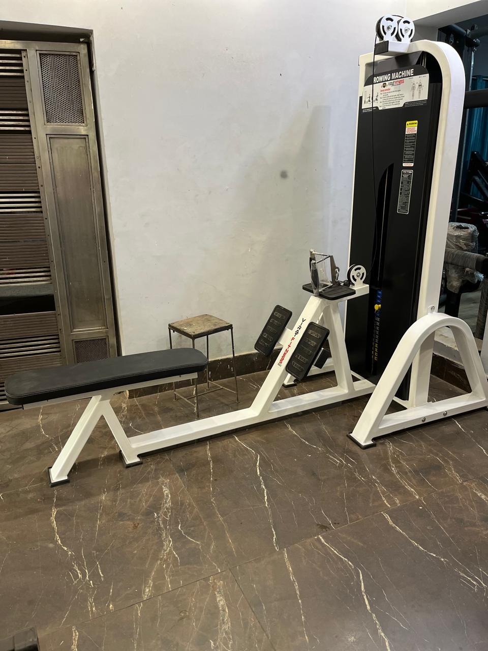 Seated Rowing Exercise Machine - 235 Kgs, Electrostatic Powder Coated Mild Steel Frame, Soft Foam Seat For Comfort | Manual Operation, Targets Back Muscles, 80 Kgs Weight Loading Capacity