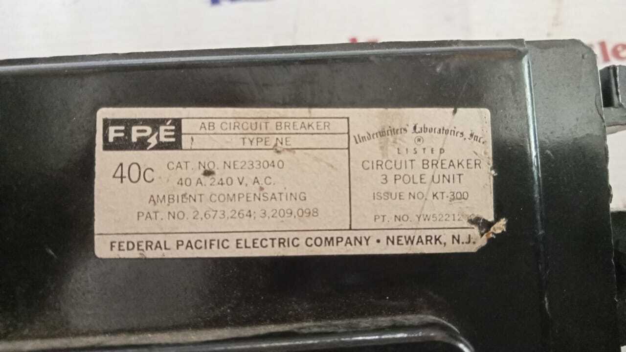 Fpe Ne233040 3 Pole Air Circuit Breaker