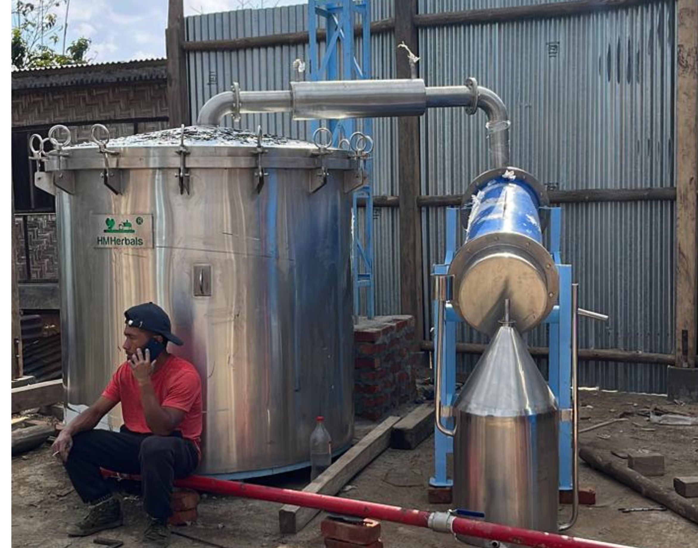 Essential Oil Distillation Unit