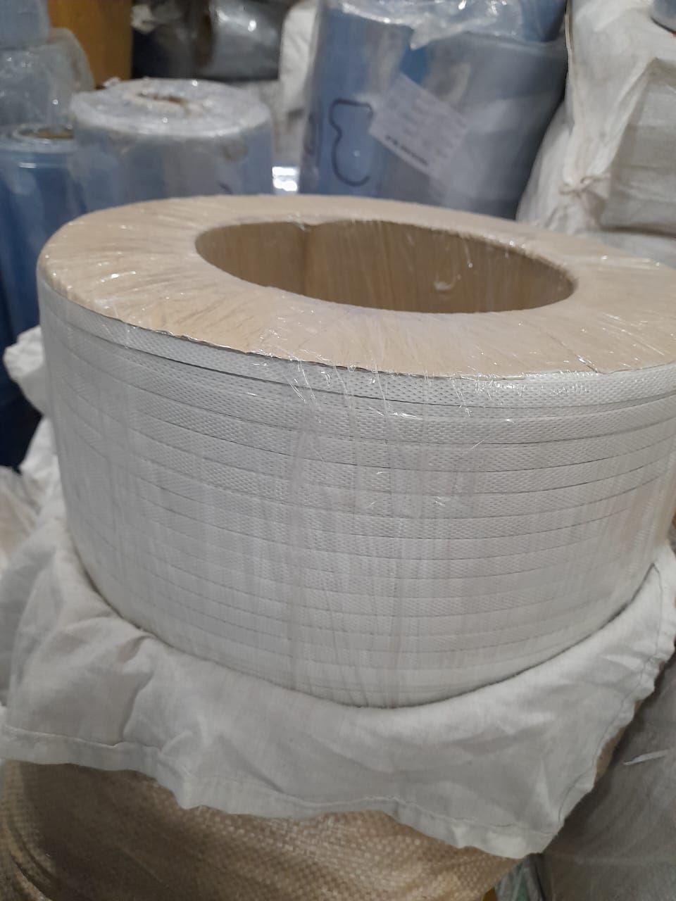 Pp Strap - Virgin Polypropylene White, Fully Automatic Soft Hardness | Specialty Plastics For Diverse Industrial Applications