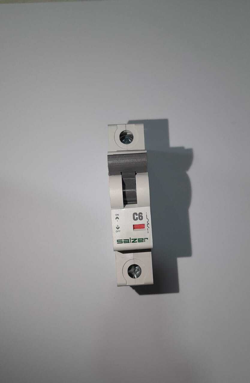 White Mcb Circuit Breakers