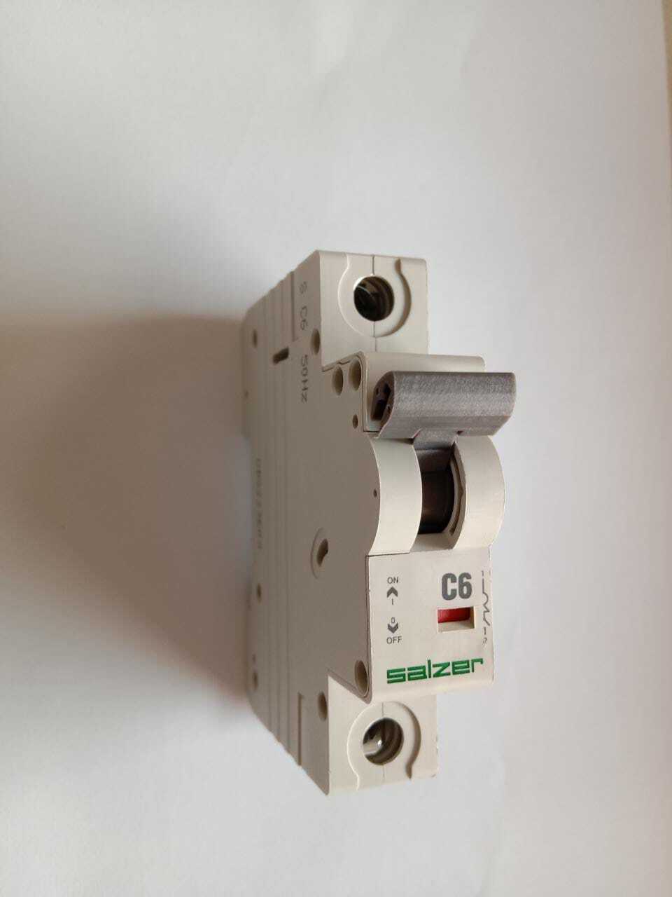 White Mcb Circuit Breakers