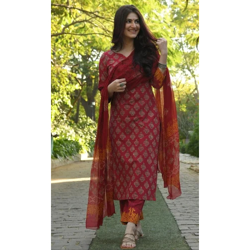 Maroon Floral Print Viscose Rayon Women Kurti Set