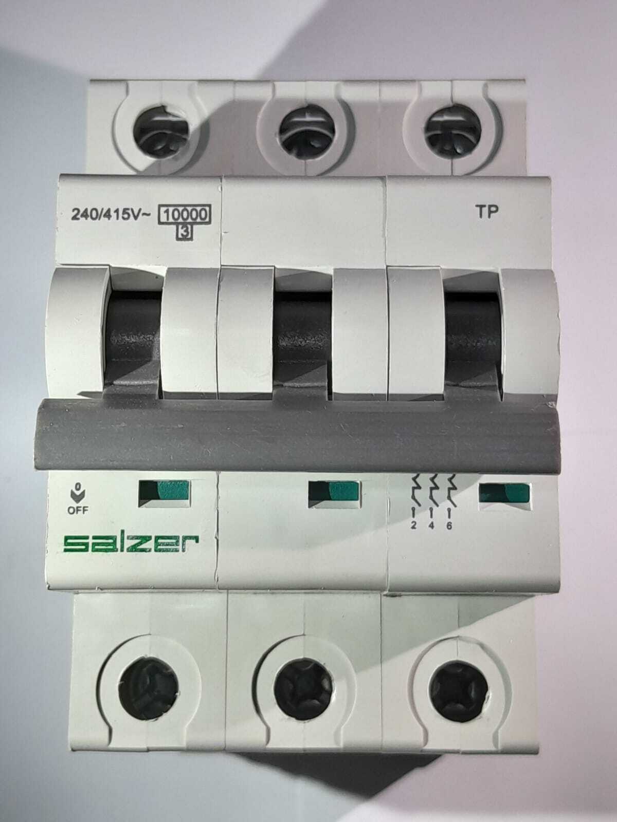 Mcb 6a 3pole Mxtpc006 - Salzer - Color: White