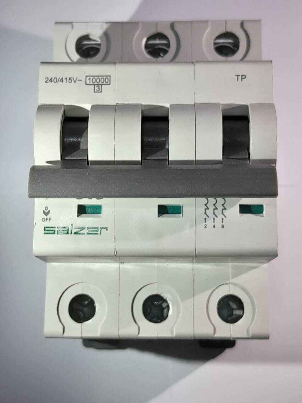 Mcb 10a 3pole Mxtpc100 - Salzer - Color: White