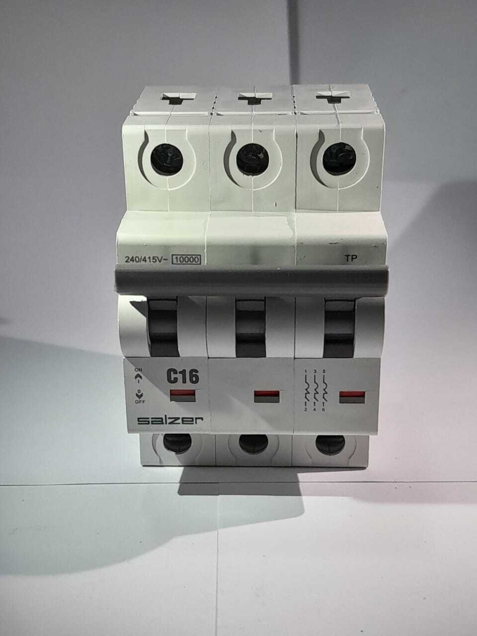 Mcb 16a 3pole Mxtpc160 - Salzer - Color: White