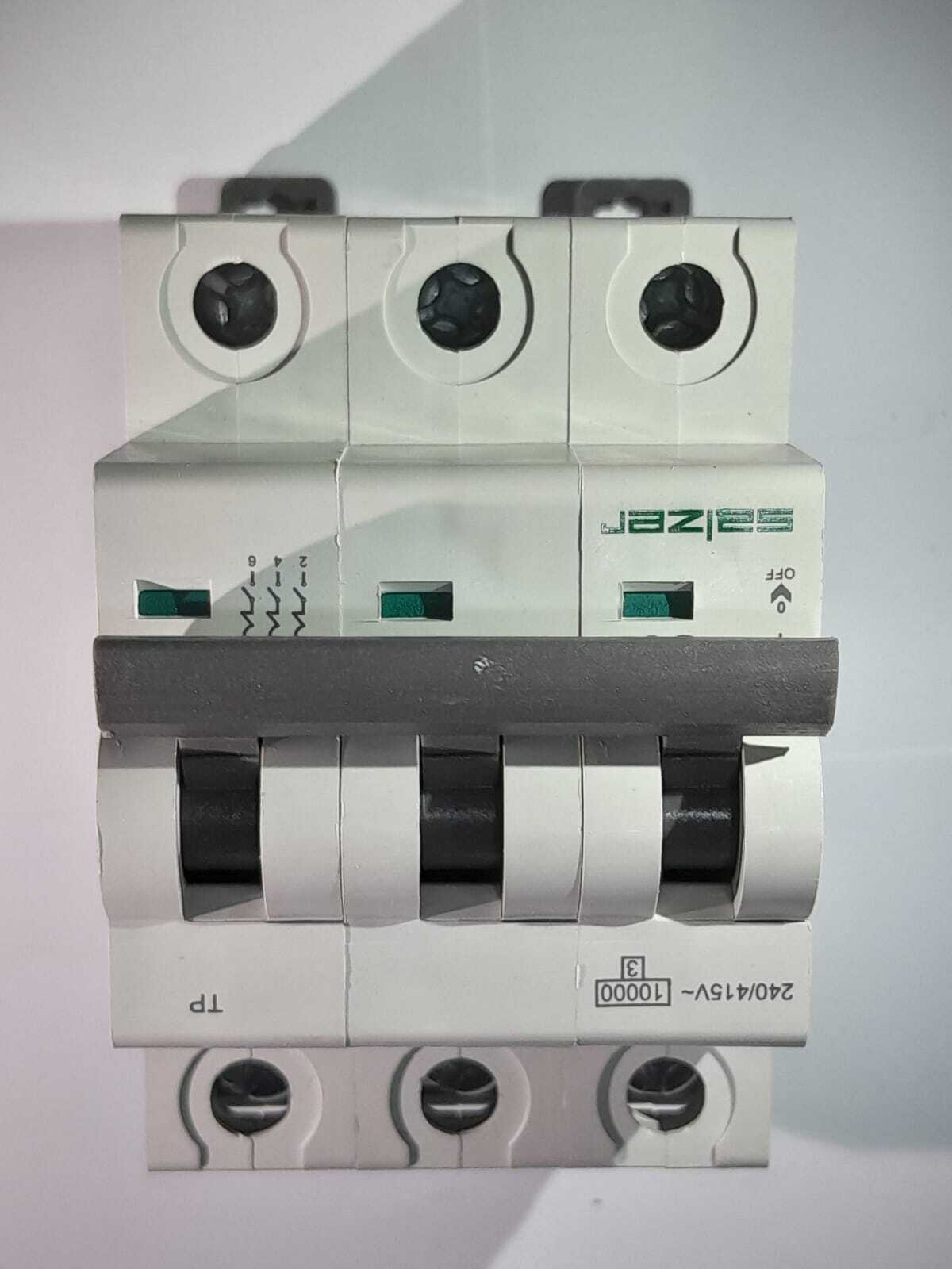 Mcb 32a 3pole Mxtpc320 - Salzer - Color: White