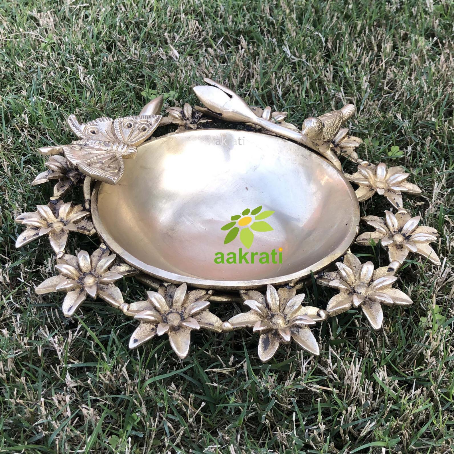 Decorative Urli Lotus Leaf For Diwali Decor - Brass, 22 X 22 X 7 Cms, Yellow Color, Modern Style, Ideal For Indoor Decoration And Gifting