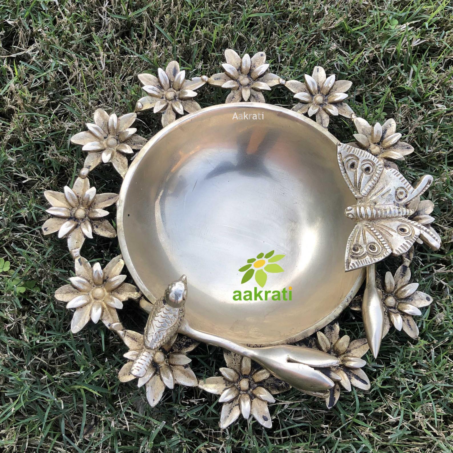Decorative Urli Lotus Leaf For Diwali Decor - Brass, 22 X 22 X 7 Cms, Yellow Color, Modern Style, Ideal For Indoor Decoration And Gifting