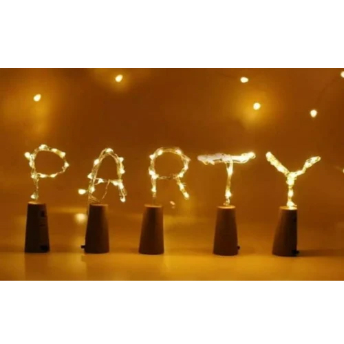 आकर्षक जन्मदिन पार्टी के केक टॉपर