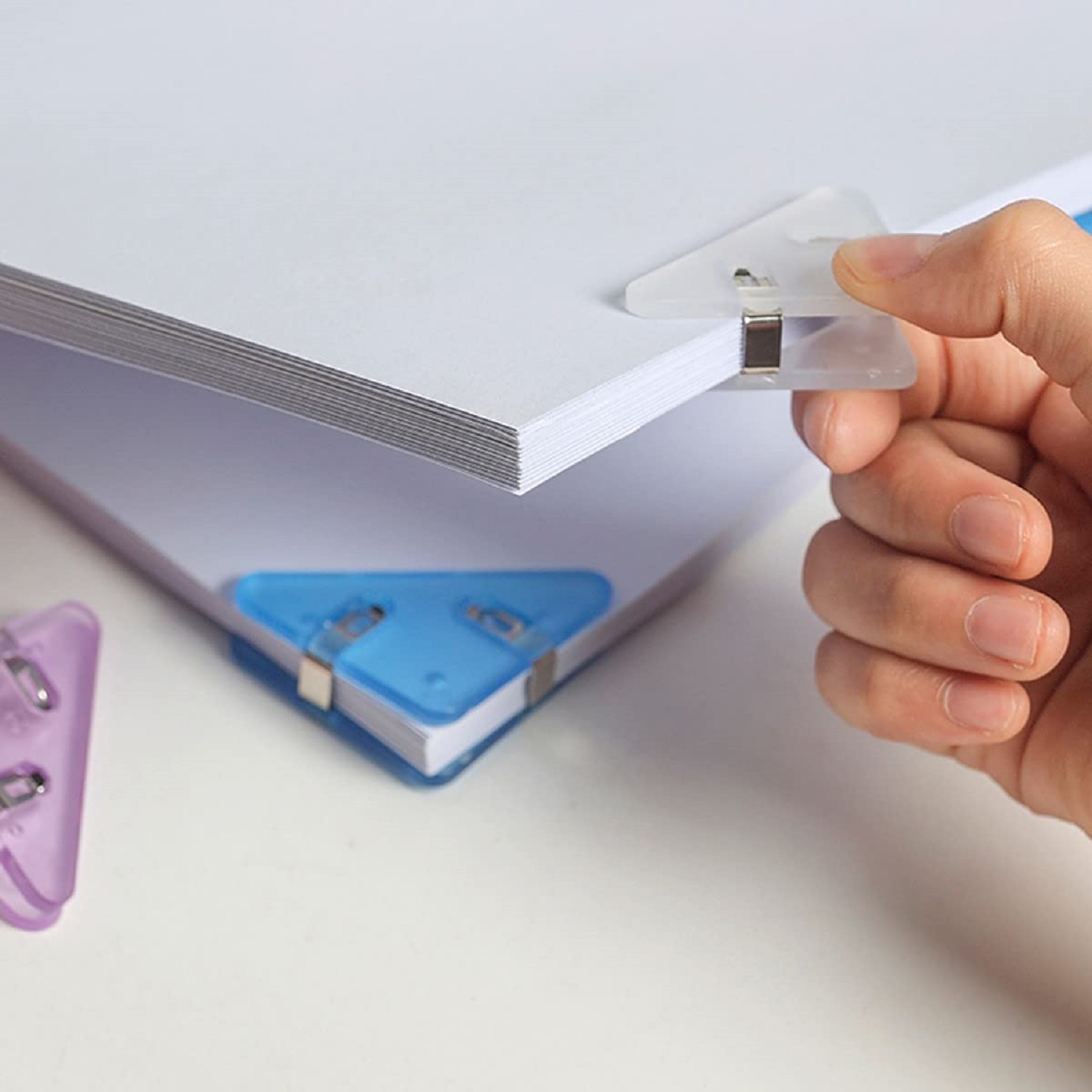 Paper Corner Clip